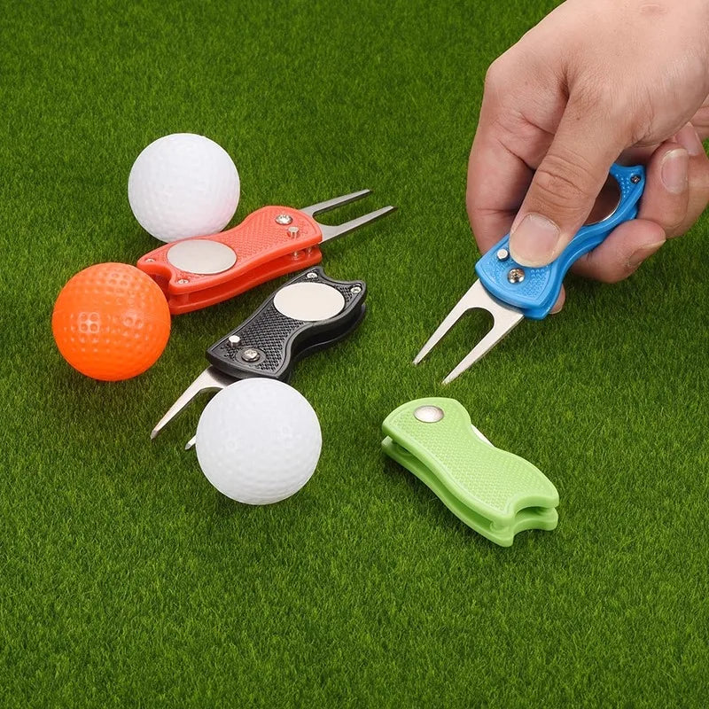 Divot Tool + Magnetic Ball Marker — Course Essentials