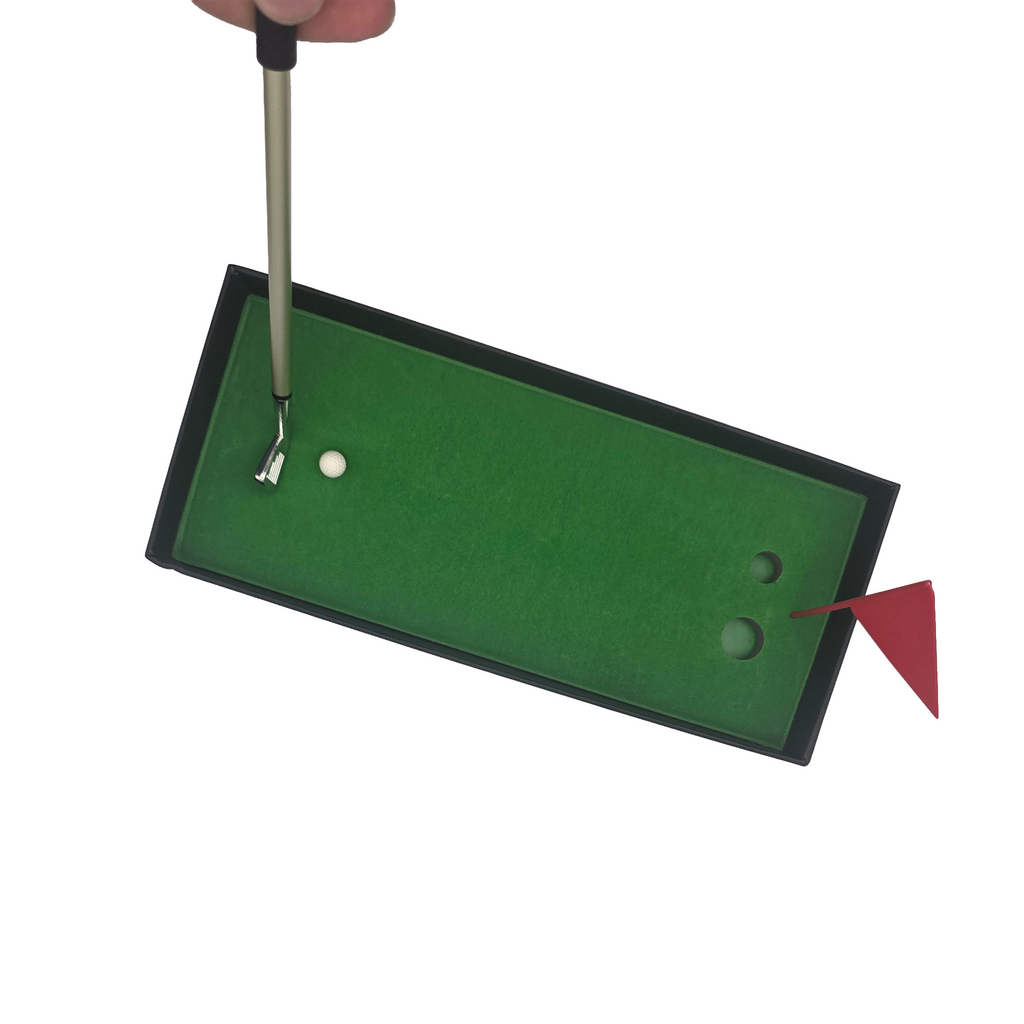 The Desk Set — Mini Golf Pens & Putting Green